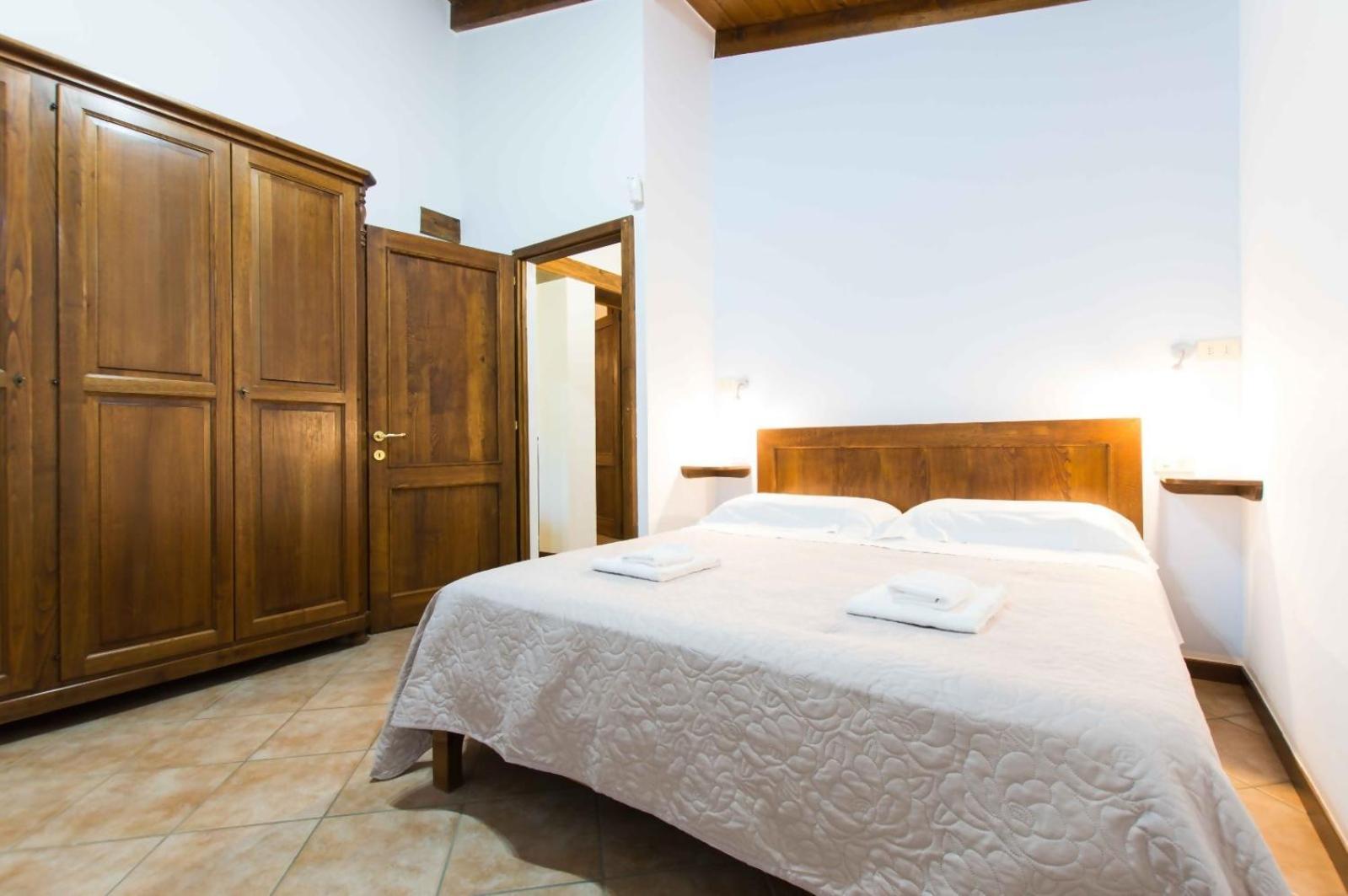 Agriturismo Podere La Casaccia 포피 외부 사진